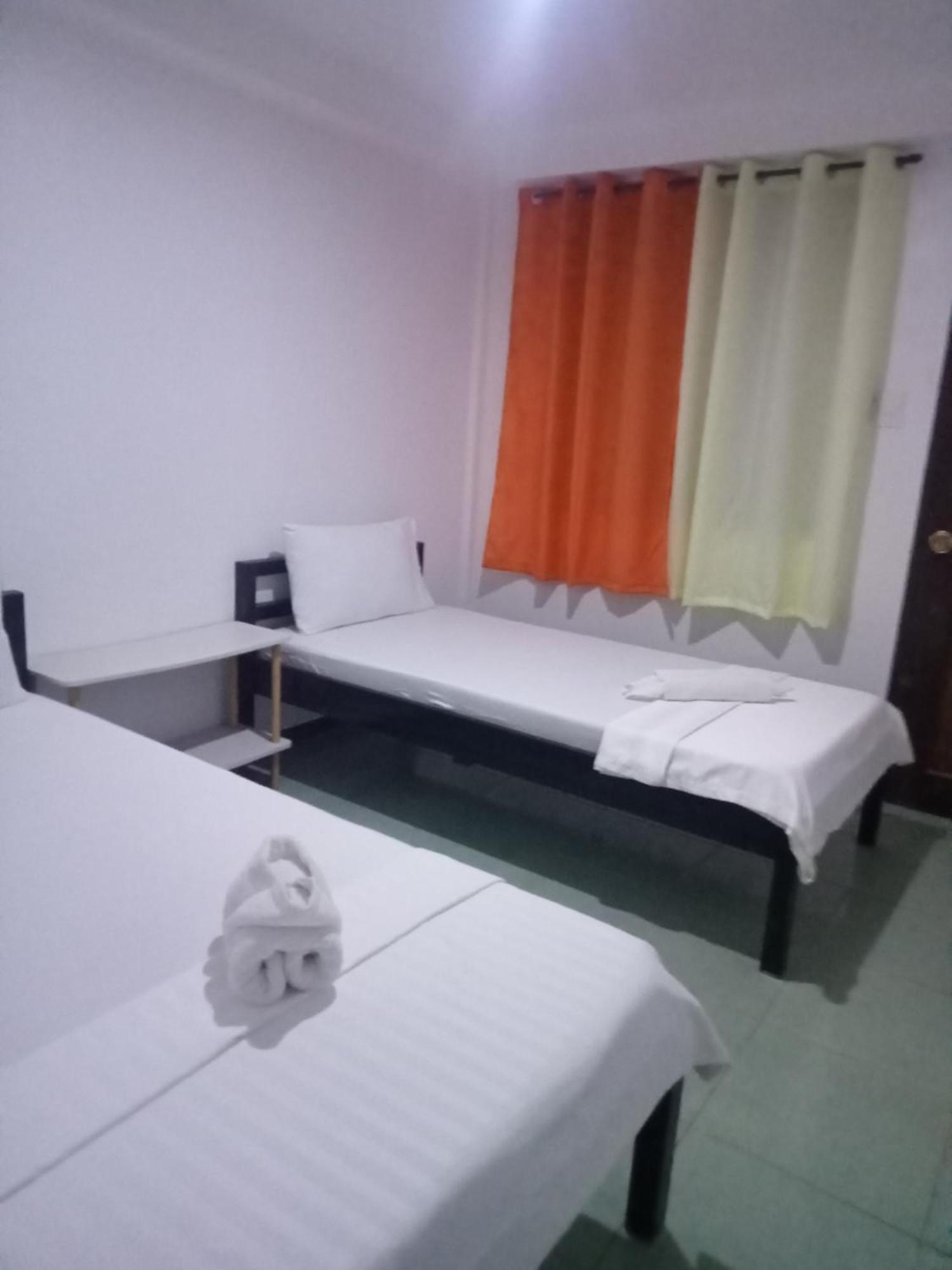 Lang2 Place Coron Exterior foto