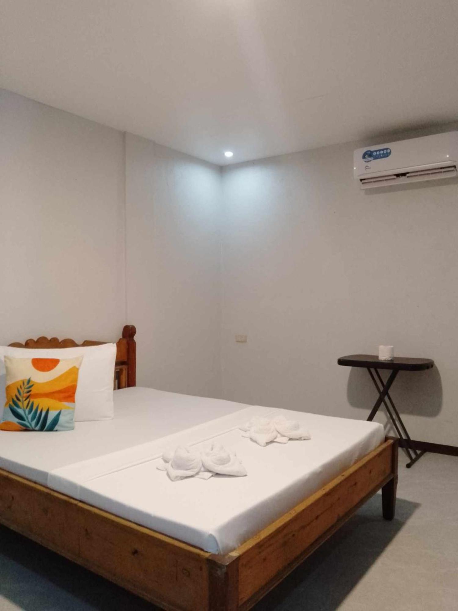 Lang2 Place Coron Exterior foto